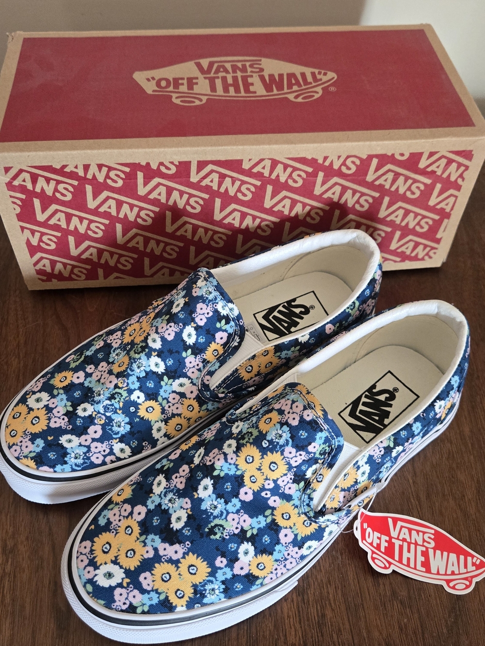 Vans Womens Slip-On Floral Sneakers - Blue/Yellow/Pink Size 8